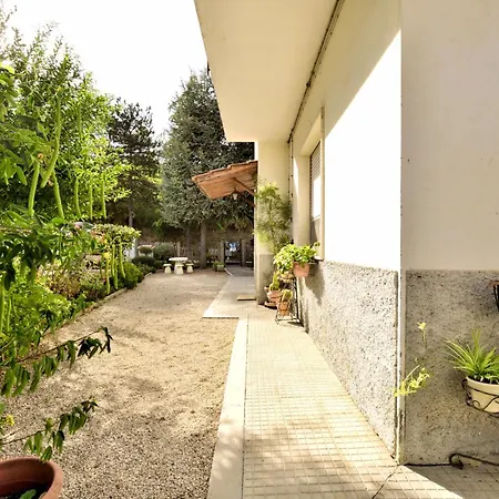 Laila's Frasassi House By Rentmax Poggio San Marcello