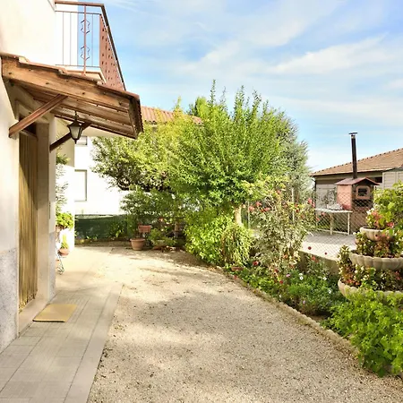 Laila's Frasassi House By Rentmax * Poggio San Marcello